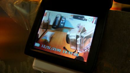 Вчера времени для наблюдений уже не оставалось и пришлось мини студию для видеосъемки экшен камерой Intova Sport HD, дополнить автомобильным видеорегистратором.
